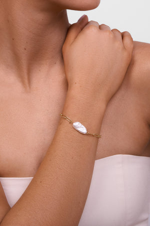 Sallie Gold Pearl Bracelet