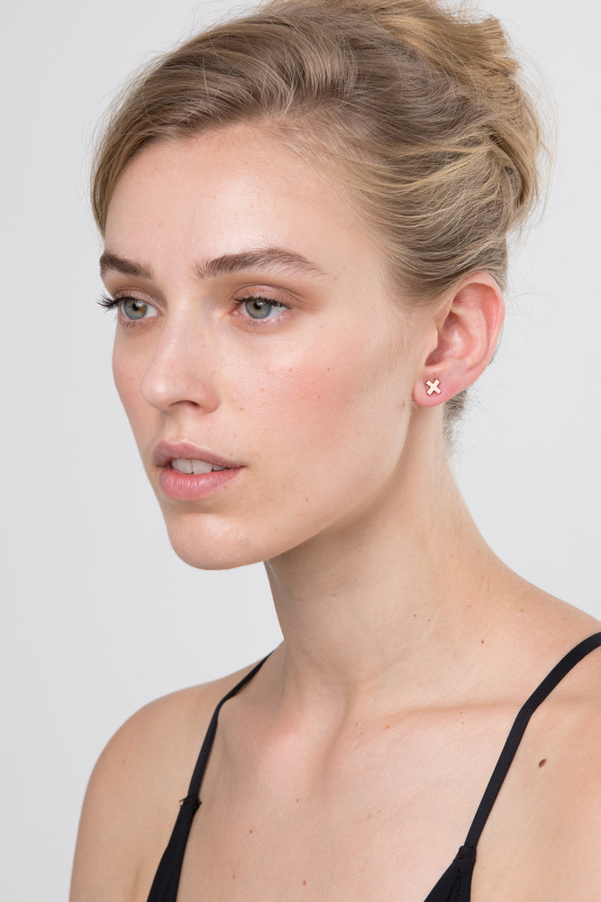 
            
                Load image into Gallery viewer, Charli Gold Earring
            
        