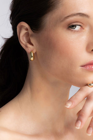
            
                Load image into Gallery viewer, Jem Gold Earring
            
        