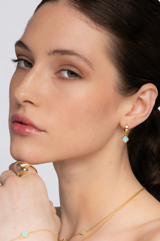 
            
                Load image into Gallery viewer, Duchess Gold Ocean Earring
            
        