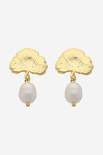 Sierra Gold Pearl Earring