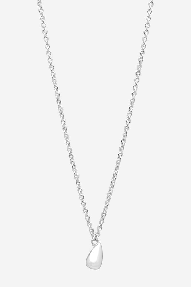 
            
                Load image into Gallery viewer, Elise Silver Necklace
            
        